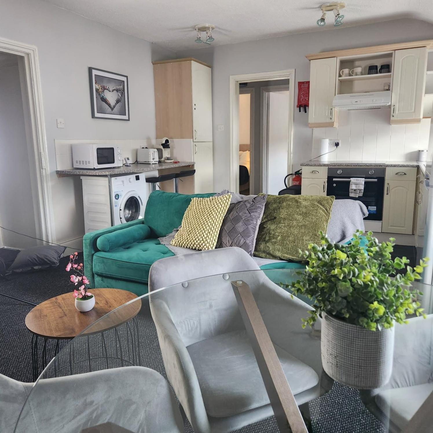Cottage Style 2 Bedroom Apt In City, Near Utilita Arena & Free Parking Birmingham Buitenkant foto